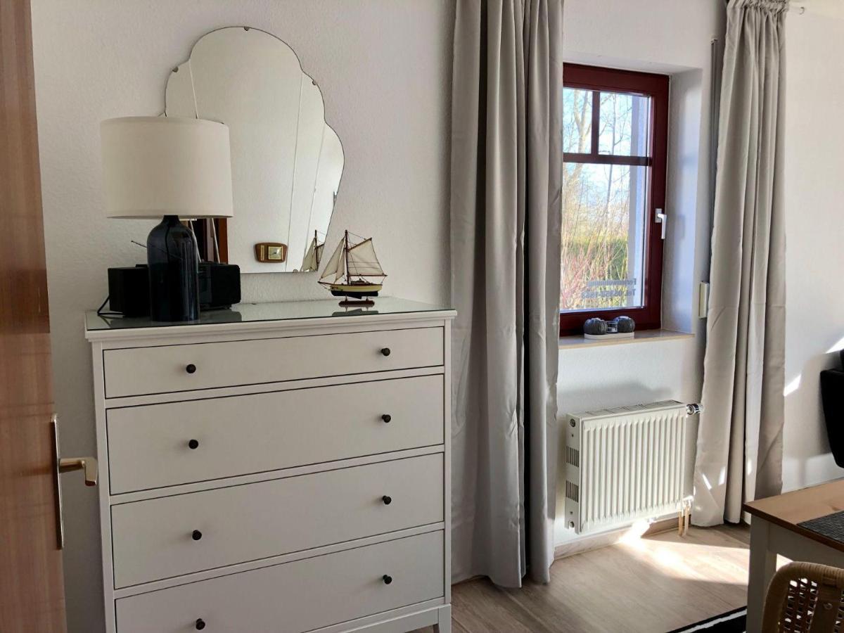 Ferienwohnung-Klaus-Stoertebeker-Mit-Sonnenterrasse-Garten-Zwischen-Strand-Wald-Und-Wiese Gustow  Kültér fotó