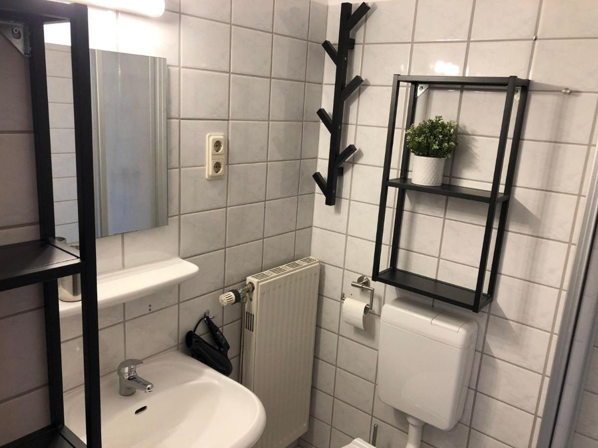 Ferienwohnung-Klaus-Stoertebeker-Mit-Sonnenterrasse-Garten-Zwischen-Strand-Wald-Und-Wiese Gustow  Kültér fotó